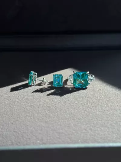 Серьги Graff с фианитами + кольцо — фото 6