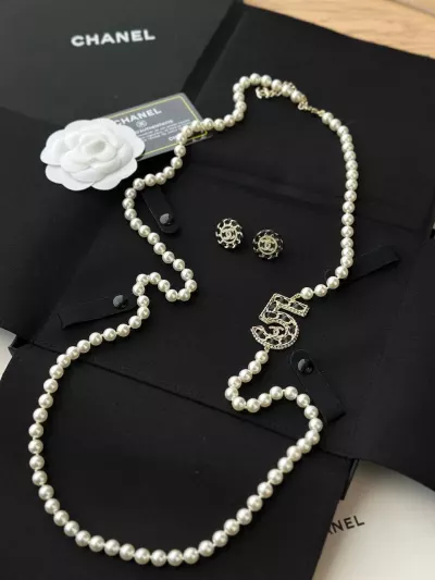 Классические жемчужные Бусы Chanel